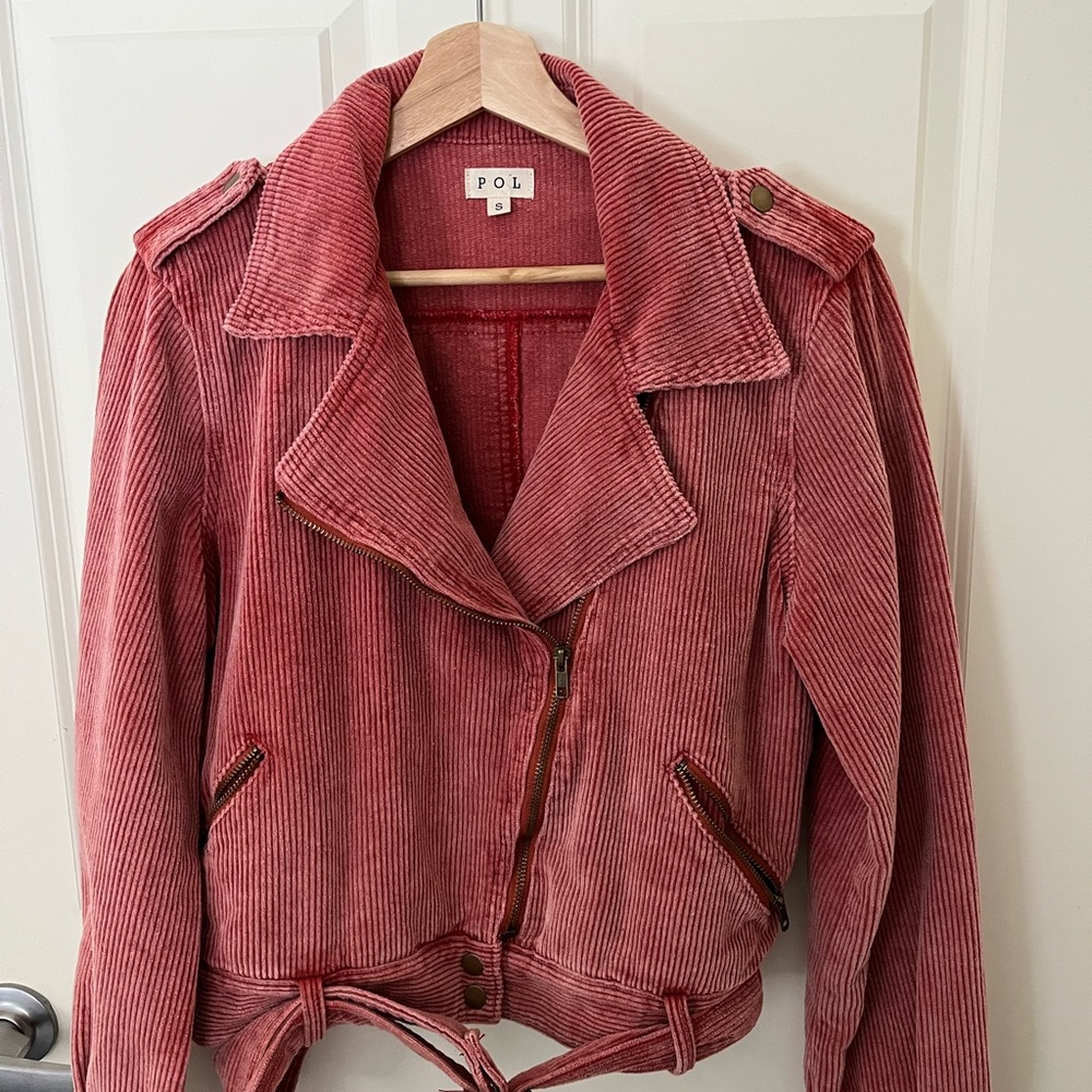 Coral corduroy jacket size S, worn once, great for spring
